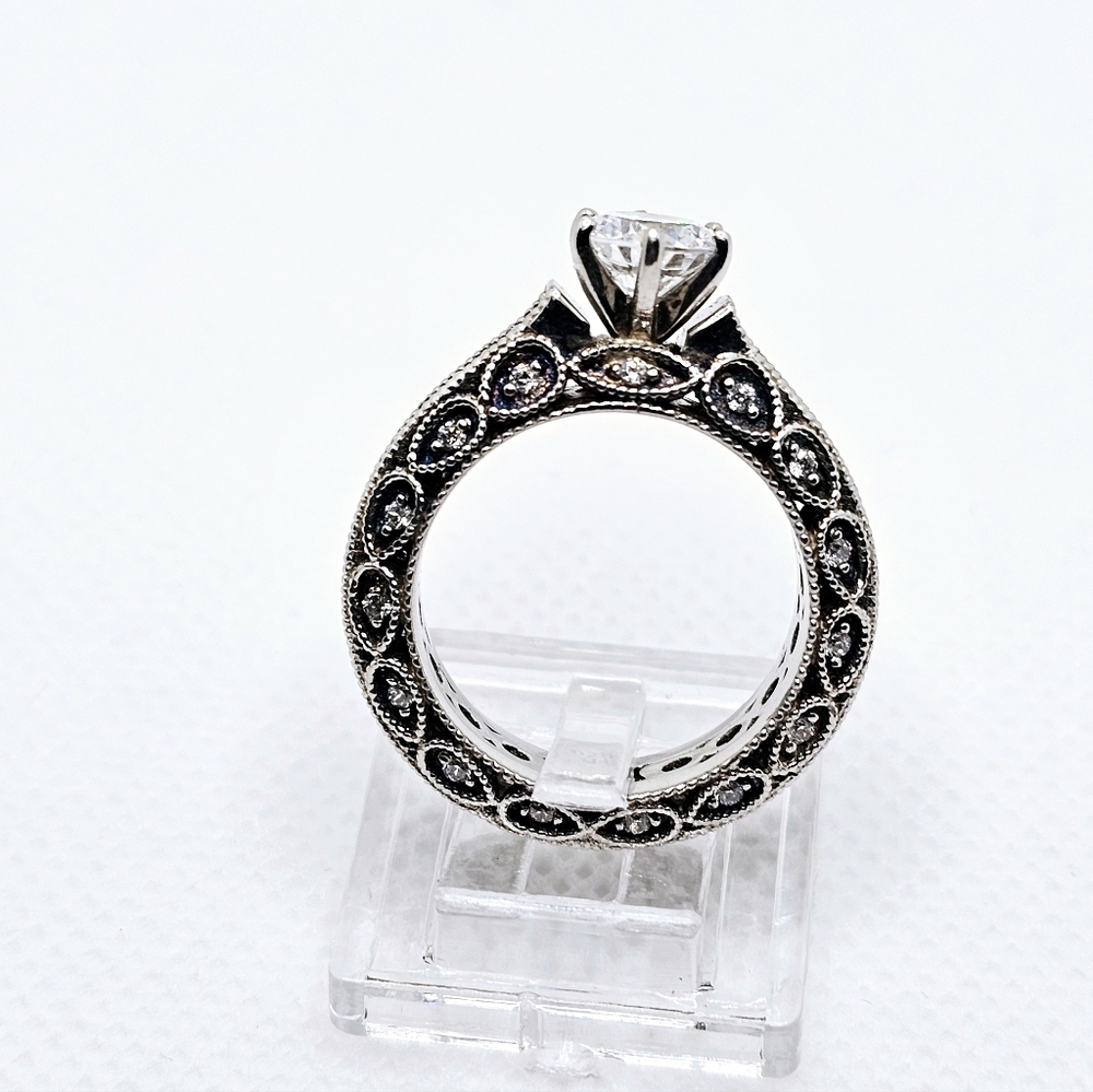 Stunning Designer Zircon Ring Sz 6 ! - Picture 10 of 14